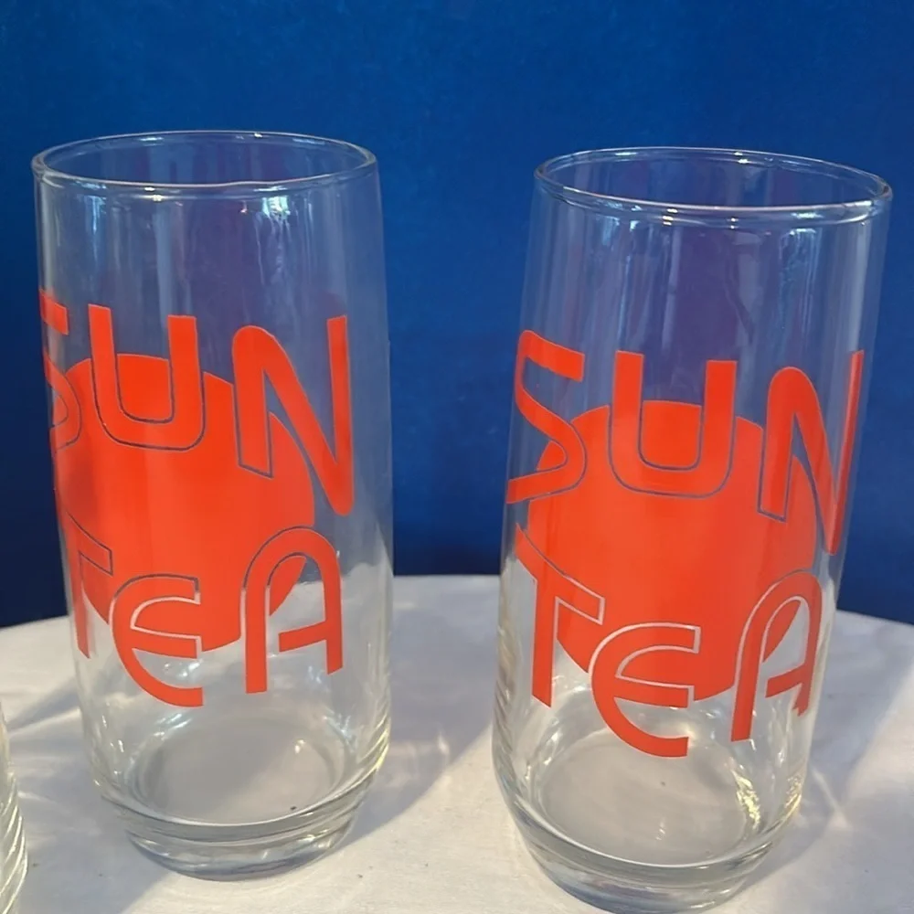 Vintage Sun Tea Set of 4 Large Red Orange Dot Sun Tea Logo Glasses 8” Tall
